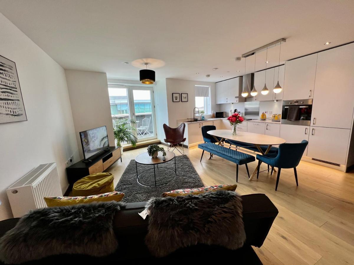 Walnut Tree Penthouse * CBG
